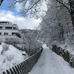 아파트 Gisi *